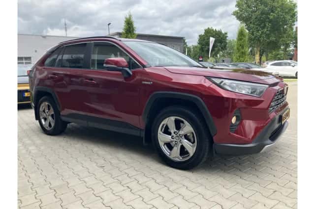 Toyota RAV4 (2019) thumbnail 6