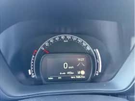 Toyota Aygo X (2024) thumbnail 12