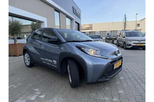 Toyota Aygo X (2024) thumbnail 3