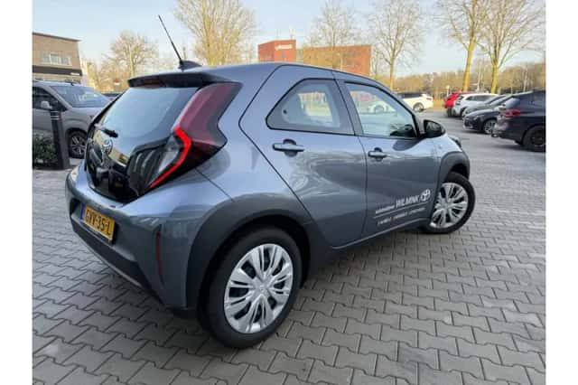 Toyota Aygo X (2024) thumbnail 4