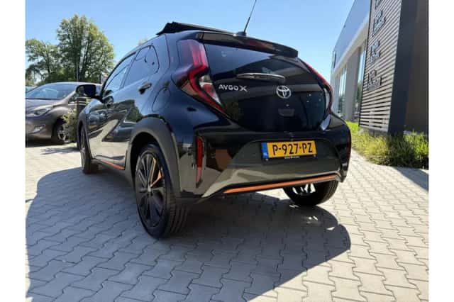 Toyota Aygo X (2022) thumbnail 3