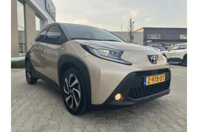 Toyota Aygo X (2024) thumbnail 4