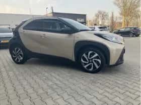 Toyota Aygo X (2024) thumbnail 5