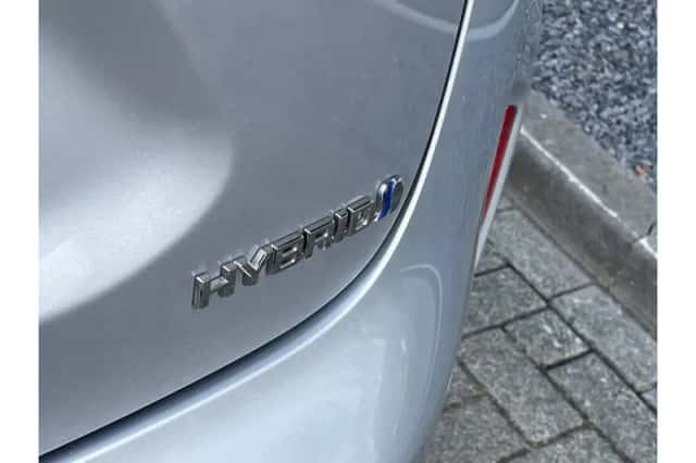 Toyota Yaris Cross (2025) thumbnail 6