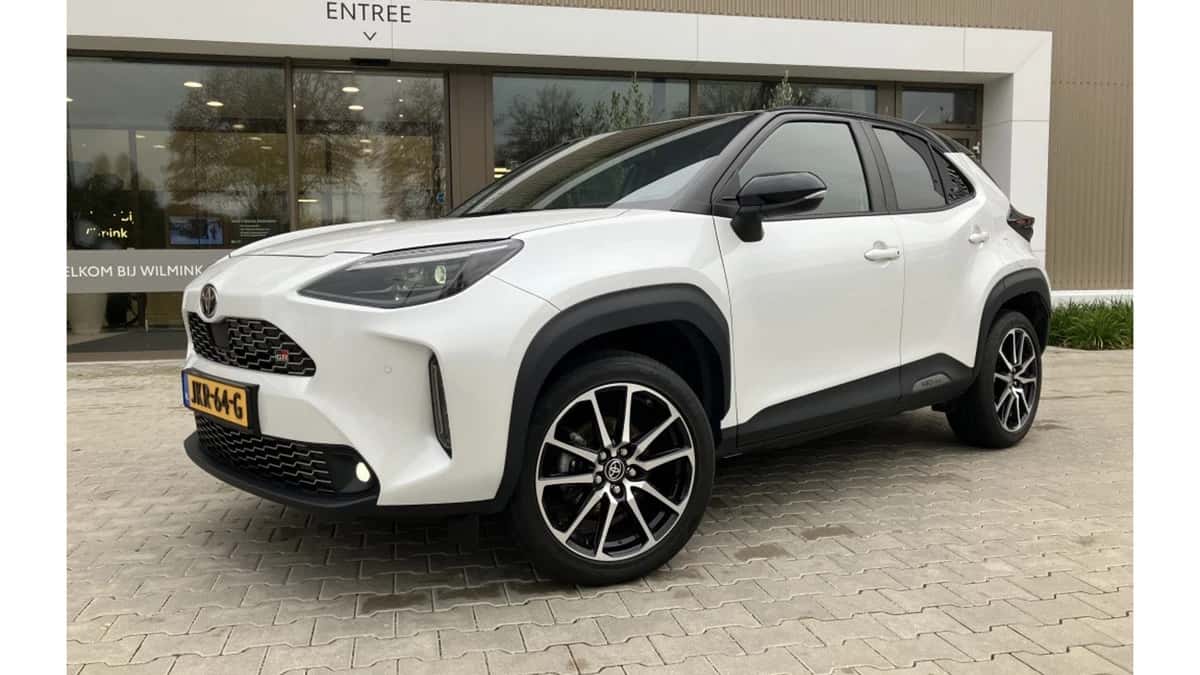 Toyota Yaris Cross (2023) — foto 1