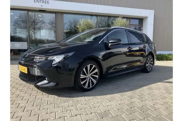 Toyota Corolla (2021) thumbnail 1