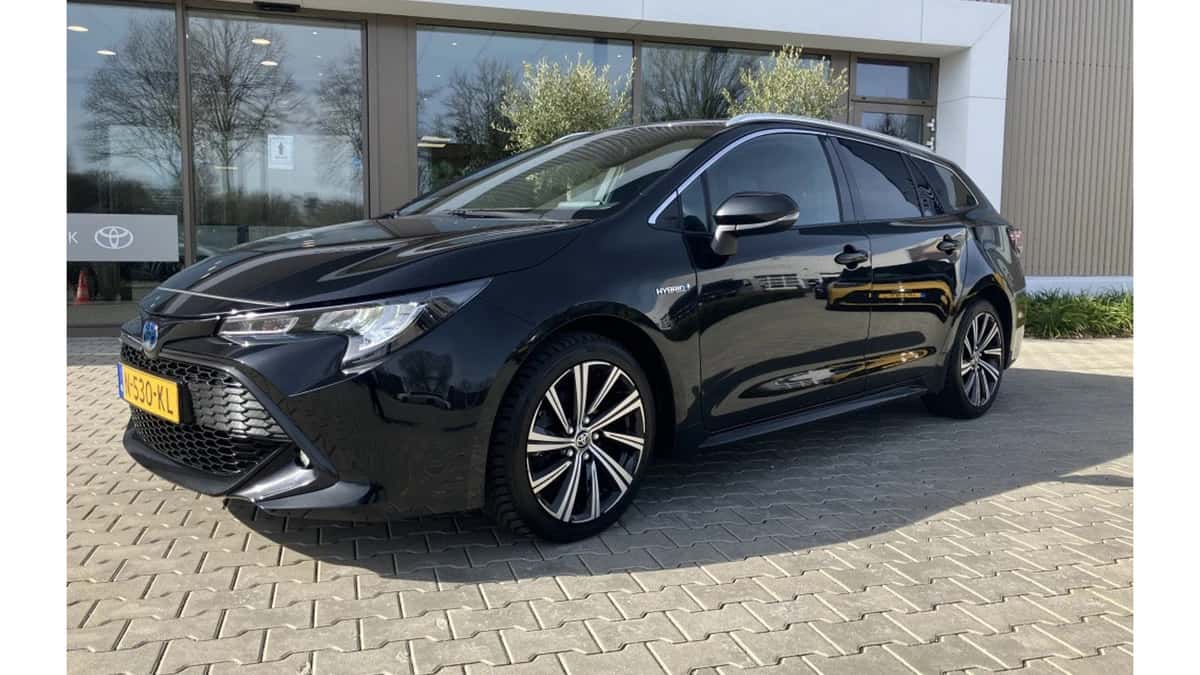 Toyota Corolla (2021) — foto 1