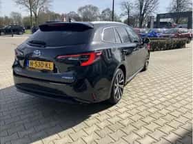 Toyota Corolla (2021) thumbnail 5