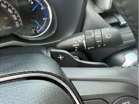 Toyota RAV4 (2021) thumbnail 16