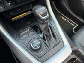 Toyota RAV4 (2021) thumbnail 21