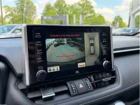 Toyota RAV4 (2021) thumbnail 25