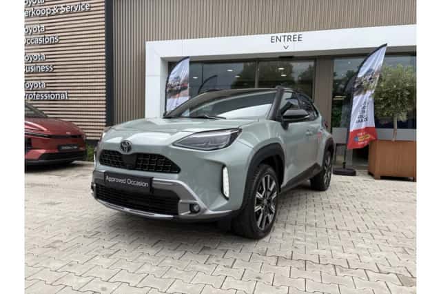 Toyota Yaris Cross (2024) thumbnail 1