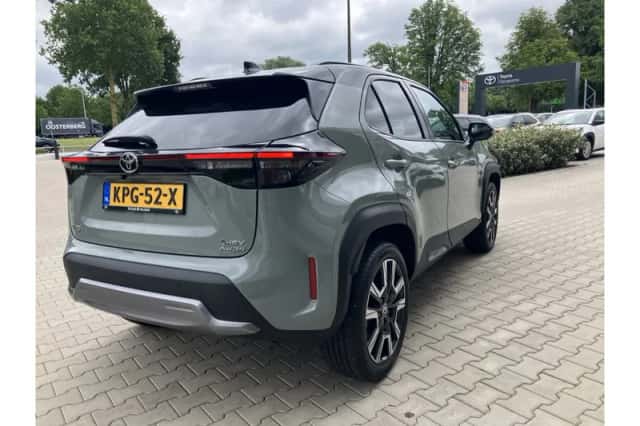 Toyota Yaris Cross (2024) thumbnail 5
