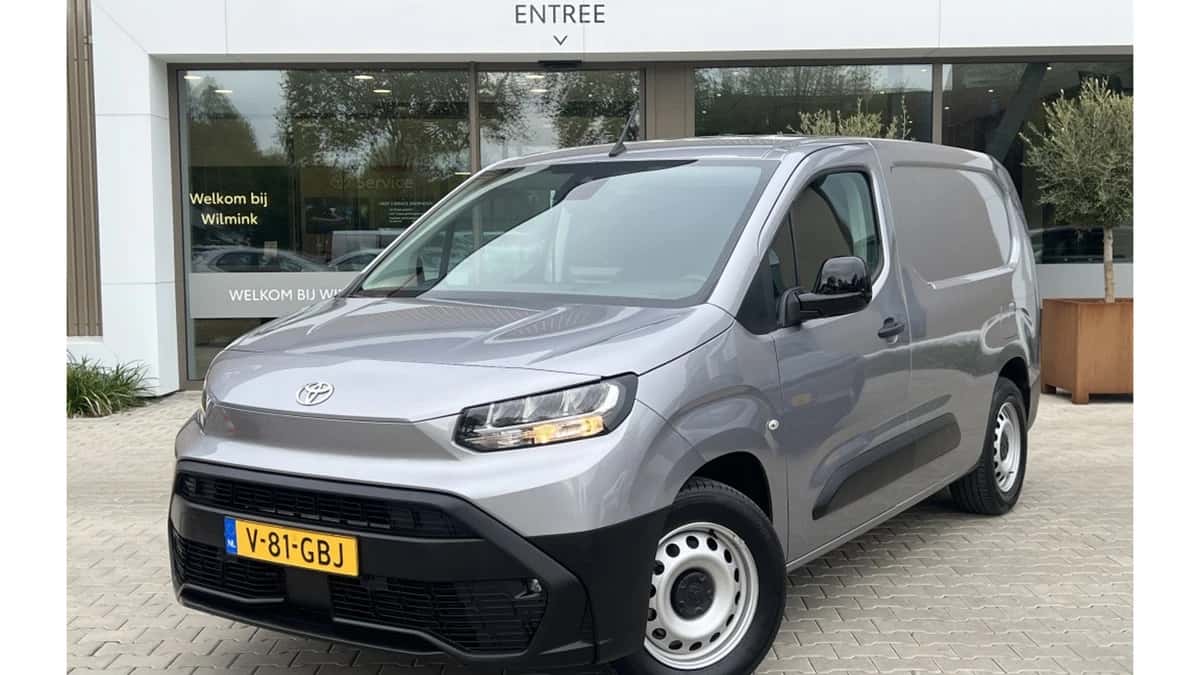 Toyota Proace (2024) — foto 1