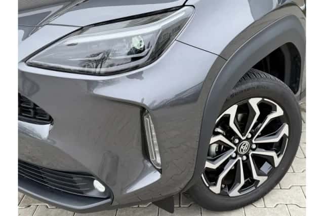 Toyota Yaris Cross (2025) thumbnail 2