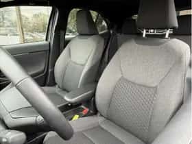 Toyota Yaris Cross (2025) thumbnail 5