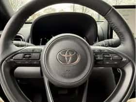 Toyota Yaris Cross (2025) thumbnail 10