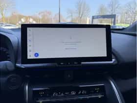 Toyota C-HR (2025) thumbnail 23
