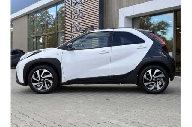 Toyota Aygo X (2023) thumbnail 2