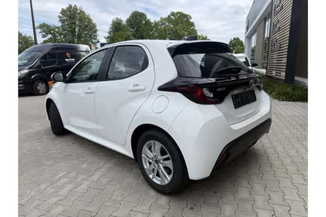 Toyota Yaris (2026) thumbnail 5
