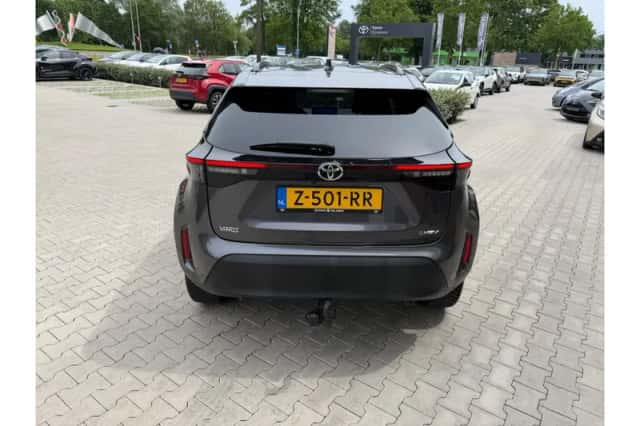 Toyota Yaris Cross (2024) thumbnail 6