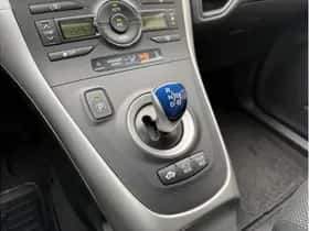 Toyota Auris (2012) thumbnail 16