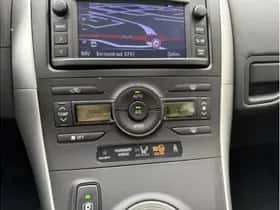 Toyota Auris (2012) thumbnail 19