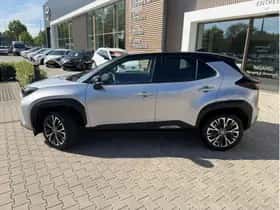 Toyota Yaris Cross (2022) thumbnail 2