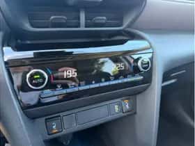 Toyota Yaris Cross (2022) thumbnail 22