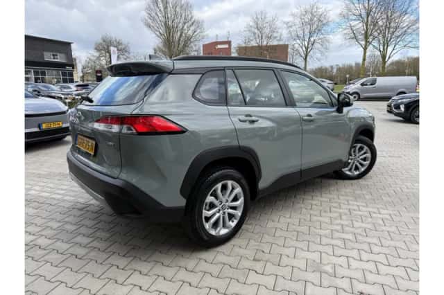 Toyota Corolla (2024) thumbnail 5