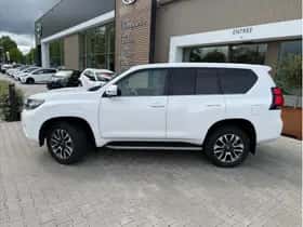 Toyota Land Cruiser (2024) thumbnail 2