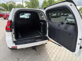Toyota Land Cruiser (2024) thumbnail 13