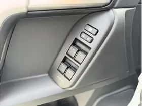 Toyota Land Cruiser (2024) thumbnail 14