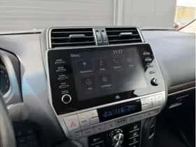 Toyota Land Cruiser (2024) thumbnail 25