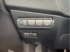 Toyota Corolla (2023) thumbnail 19