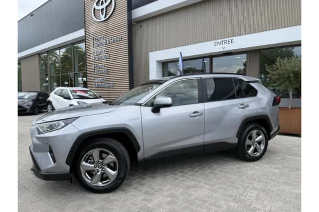 Toyota RAV4 (2020) thumbnail 2