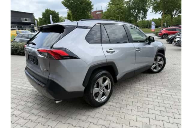 Toyota RAV4 (2020) thumbnail 5