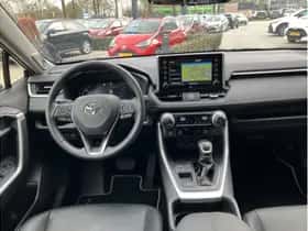Toyota RAV4 (2022) thumbnail 13