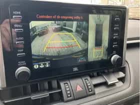 Toyota RAV4 (2022) thumbnail 18