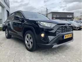 Toyota RAV4 (2022) thumbnail 7