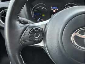 Toyota Yaris (2020) thumbnail 14
