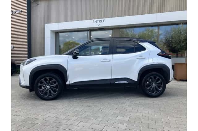 Toyota Yaris Cross (2023) thumbnail 6