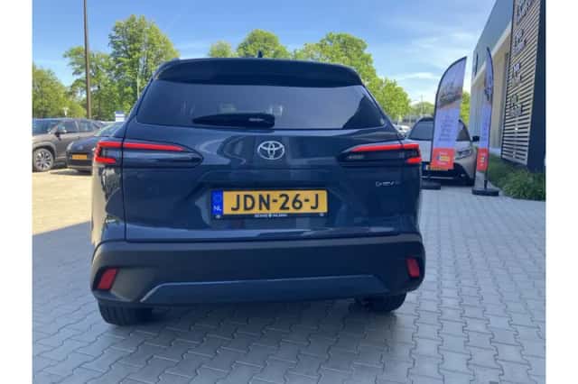 Toyota Corolla (2025) thumbnail 5