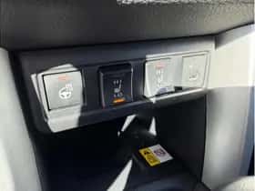Toyota Corolla (2024) thumbnail 23