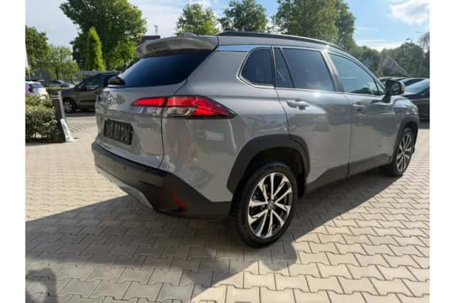 Toyota Corolla (2024) thumbnail 5