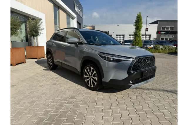 Toyota Corolla (2024) thumbnail 6