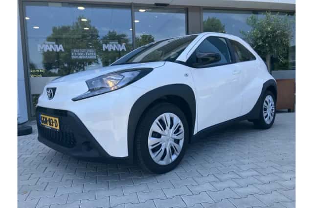 Toyota Aygo X (2024) thumbnail 1