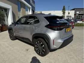 Toyota Yaris Cross (2025) thumbnail 4