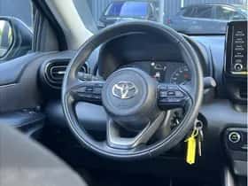 Toyota Yaris (2022) thumbnail 17