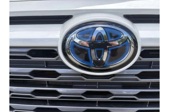 Toyota RAV4 (2020) thumbnail 5